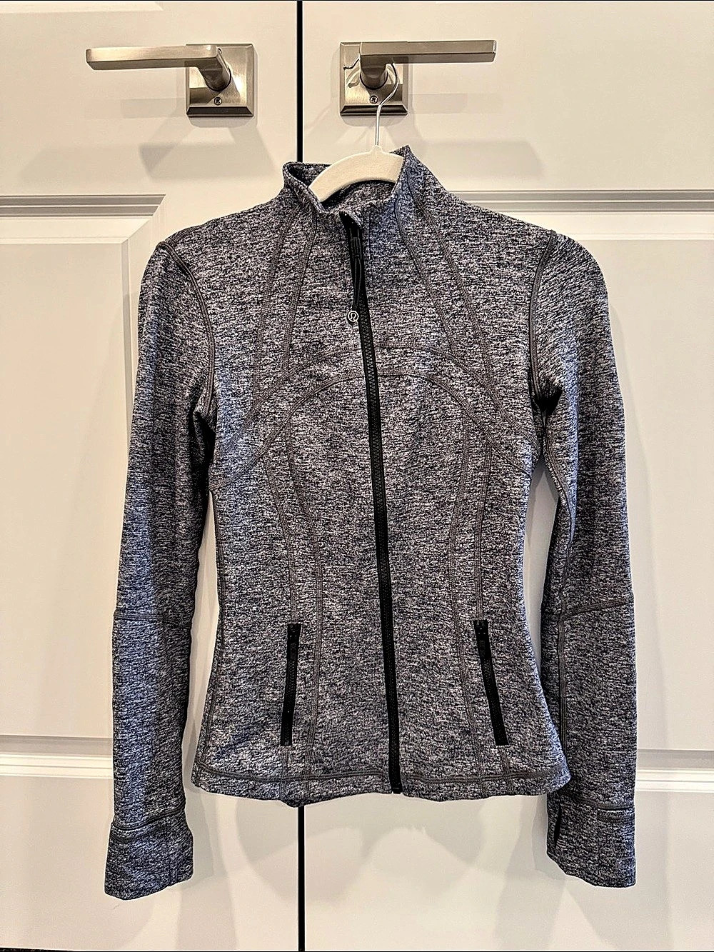 lululemon Define Jacket Women's Full-Zip Performance Jacket Size 4